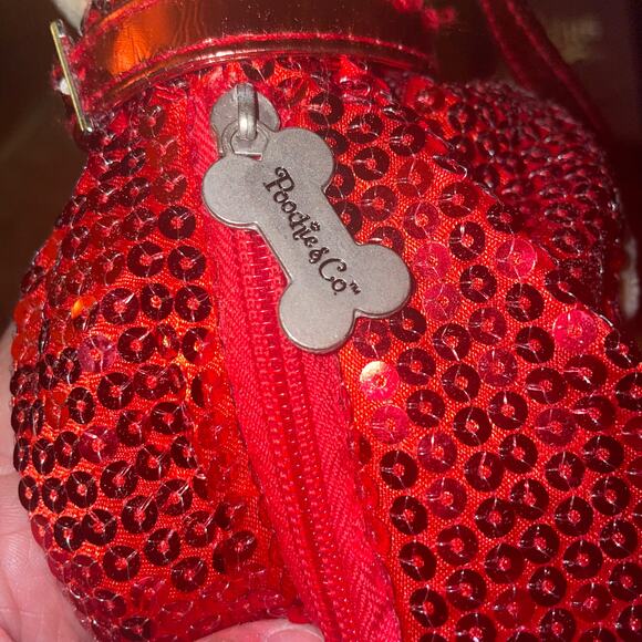 Poochie & Co. Golden Retriever Stuffie child’s bag with red sequins zipper pouch - Picture 5 of 6